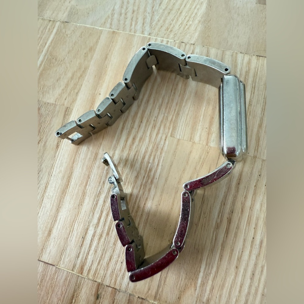 Eddie Bauer ladies tank style silver tone metal watch NEW BATTERY - Picture 7 of 11